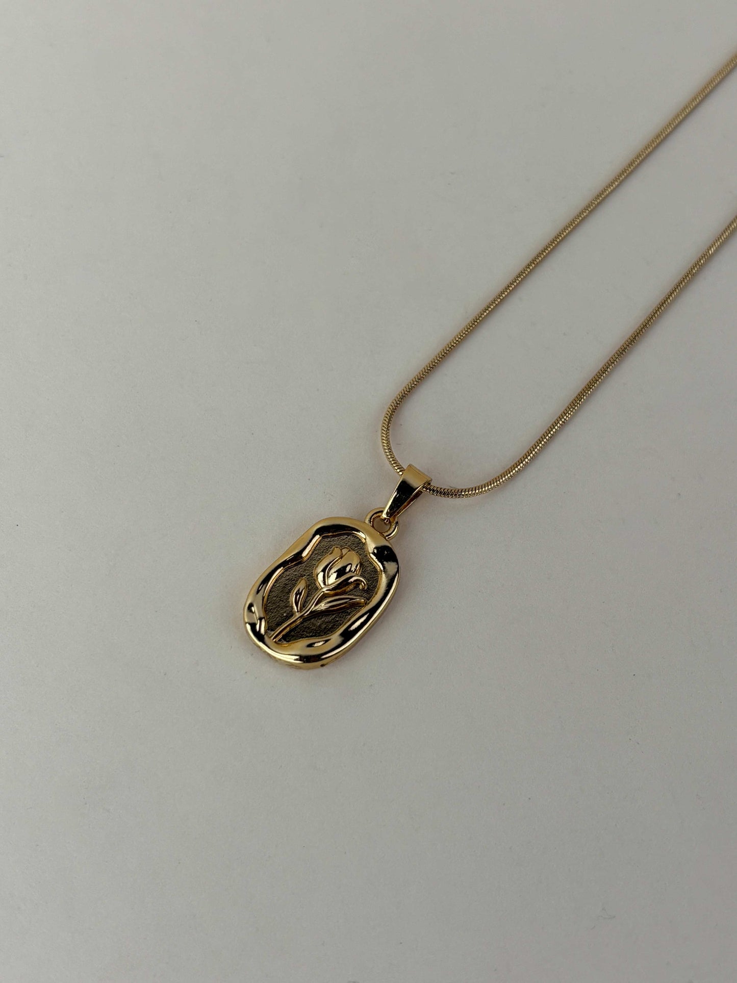 Tulip Necklace