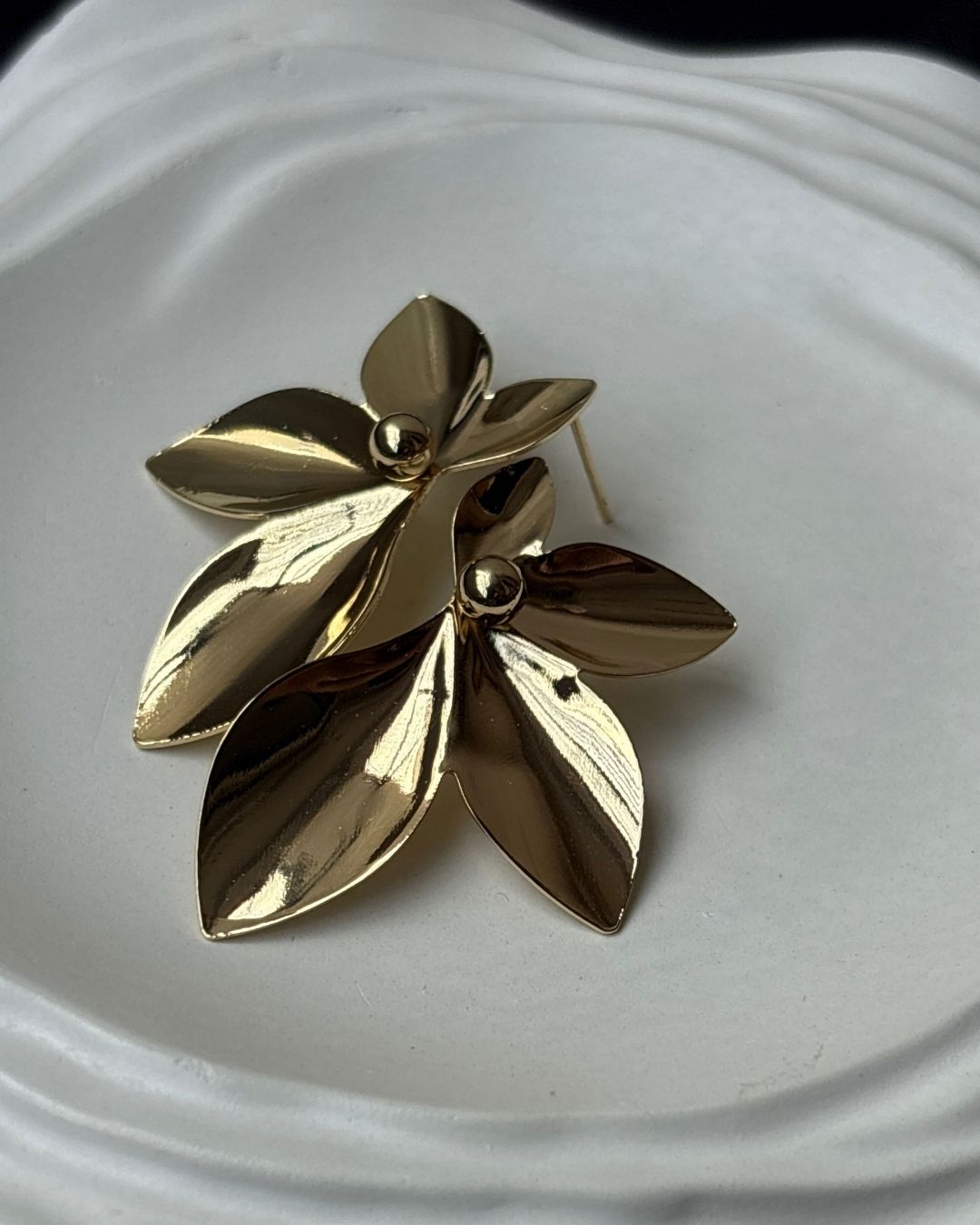 Golden Glamour Earrings