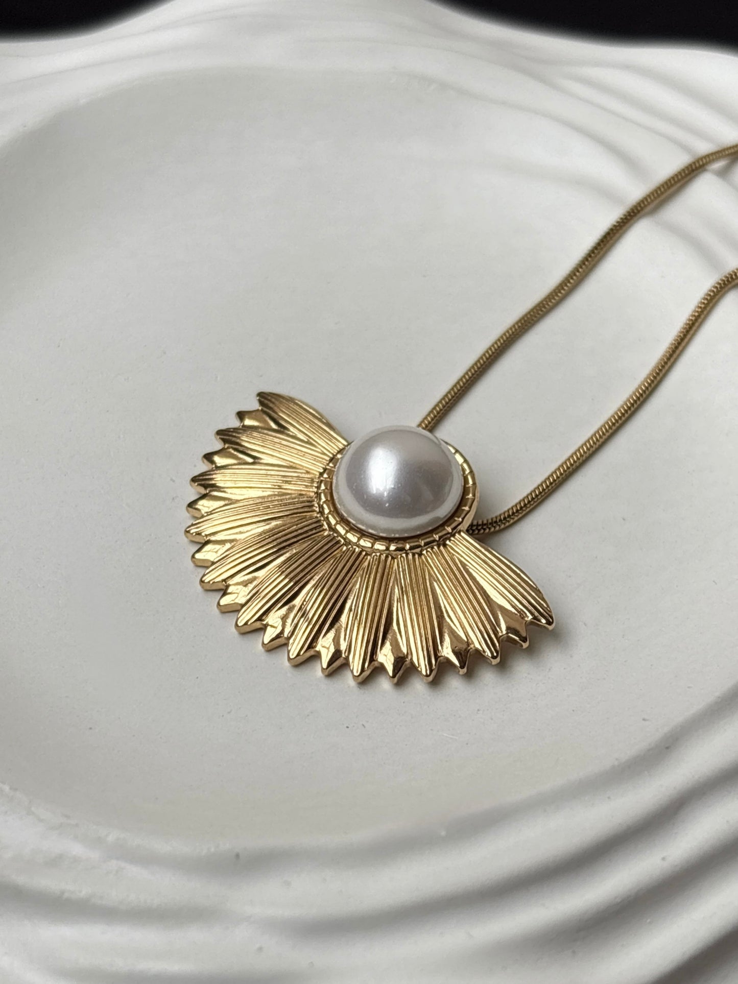 Ocean Flower Necklace