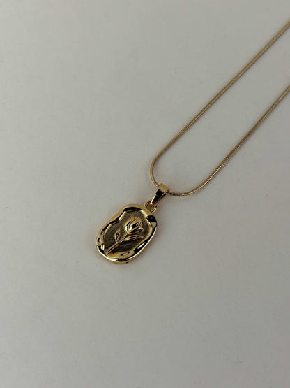 Tulip Necklace
