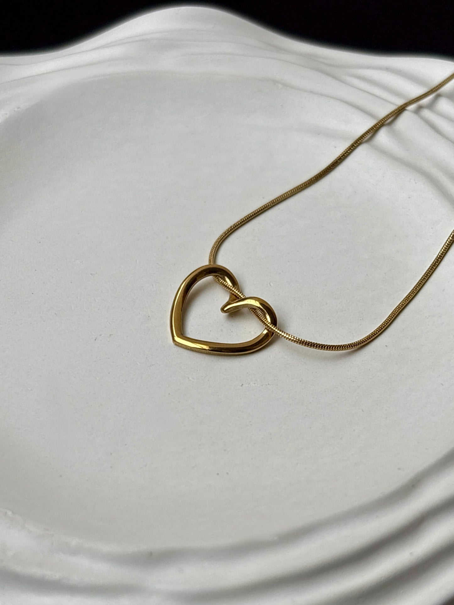 Love String Necklace