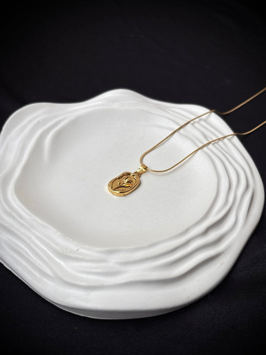 Tulip Necklace